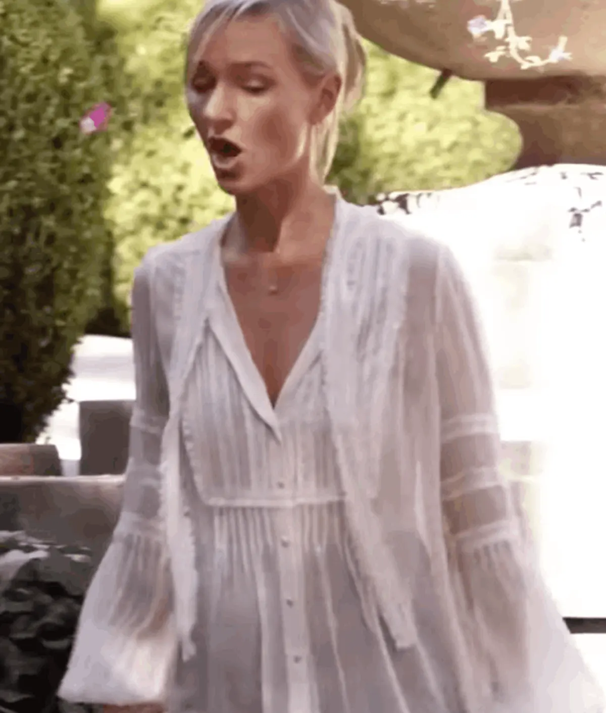 Leverage S01 Maggie Collins Sheer Lace Blouse Leverage Maggie Collins Sheer Lace Blouse